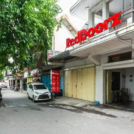 Reddoorz @ Urip Sumoharjo Solo-2